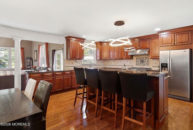 39 Hilltop Road, West Long Branch, NJ 07764