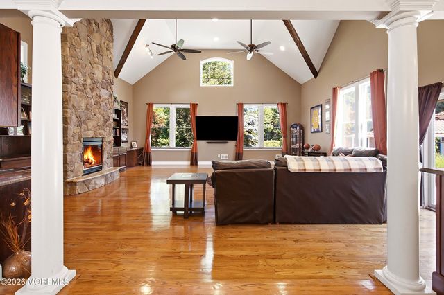 39 Hilltop Road, West Long Branch, NJ 07764