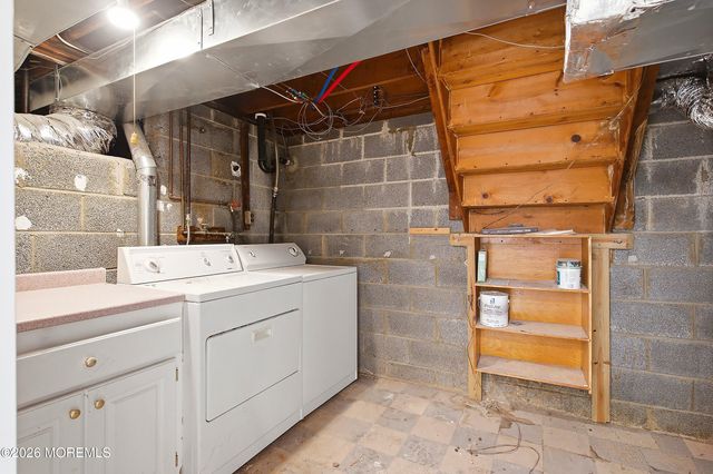 39 Hilltop Road, West Long Branch, NJ 07764