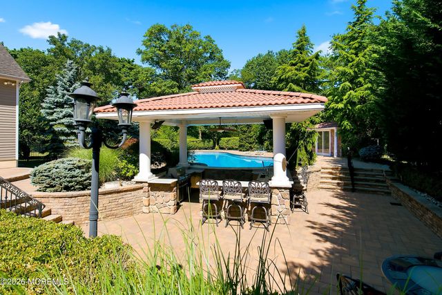 39 Hilltop Road, West Long Branch, NJ 07764