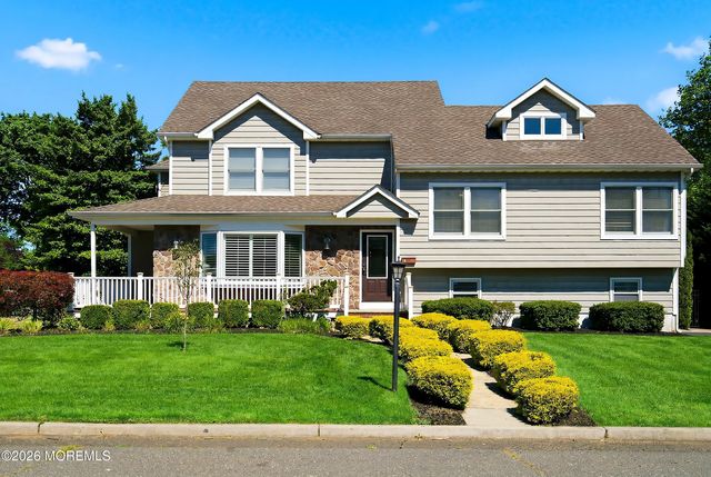 39 Hilltop Road, West Long Branch, NJ 07764