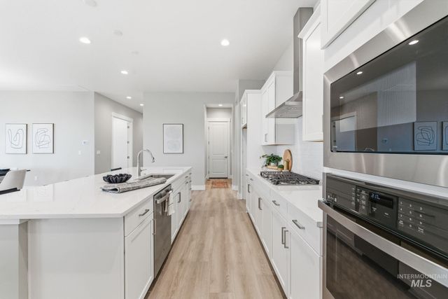 2195 N Mountain Vista Ave, Star, ID 83669