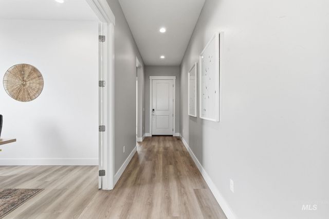 2195 N Mountain Vista Ave, Star, ID 83669