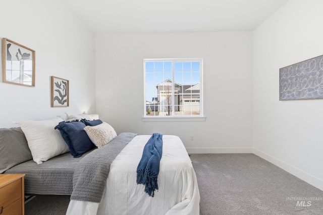 2195 N Mountain Vista Ave, Star, ID 83669