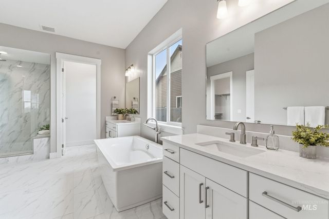 2195 N Mountain Vista Ave, Star, ID 83669