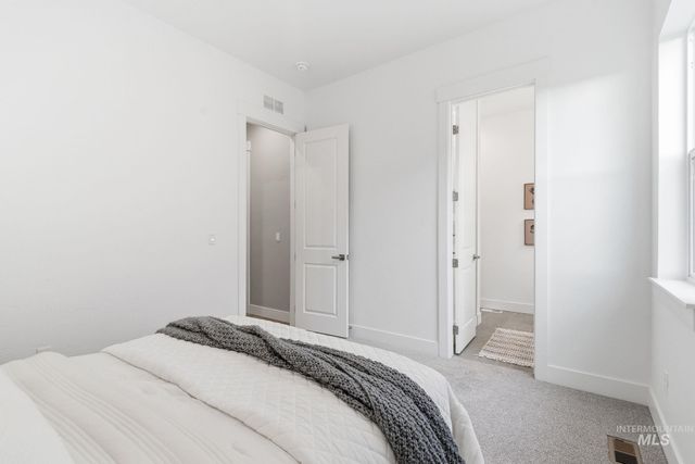 2195 N Mountain Vista Ave, Star, ID 83669