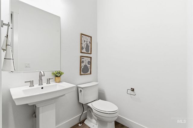 2195 N Mountain Vista Ave, Star, ID 83669