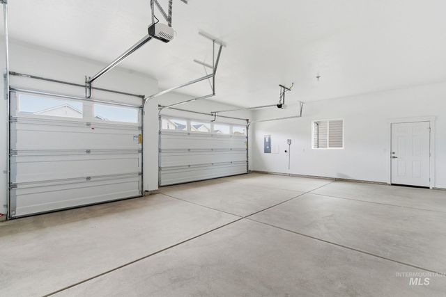 2195 N Mountain Vista Ave, Star, ID 83669