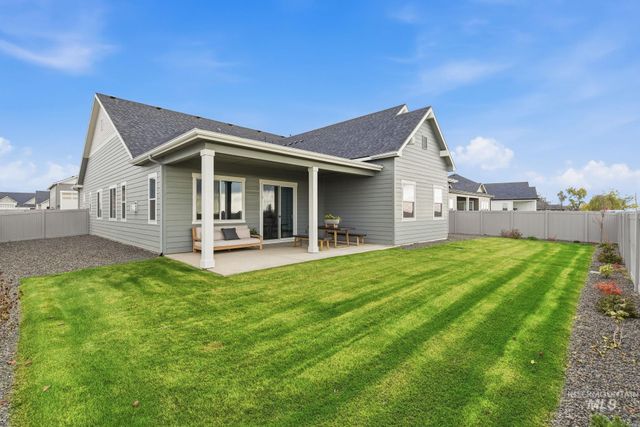 2195 N Mountain Vista Ave, Star, ID 83669