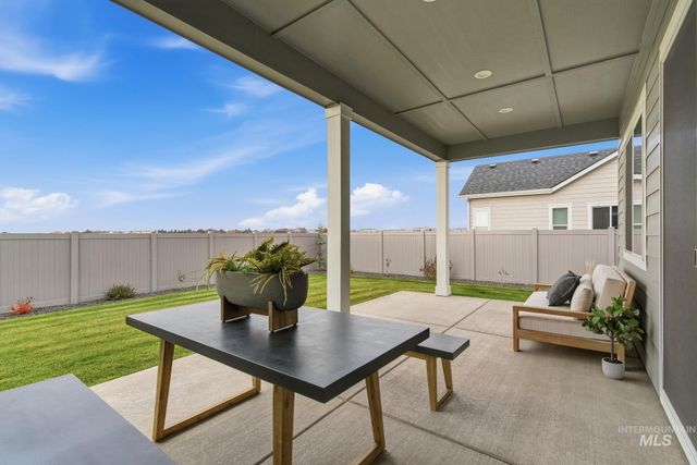 2195 N Mountain Vista Ave, Star, ID 83669