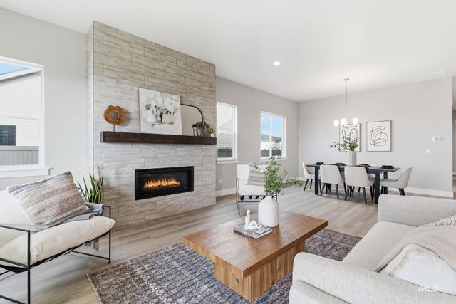 2195 N Mountain Vista Ave, Star, ID 83669