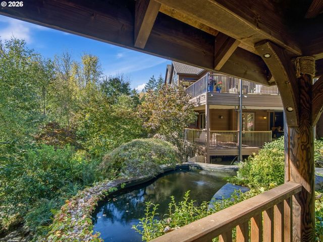 5702 Sw GROVER Ct, Portland, OR 97221