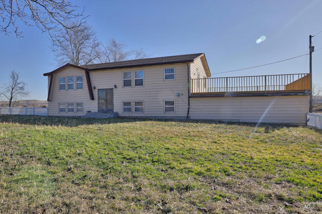 8027 W Chuckar Lane, Boise, ID 83709 photo 2