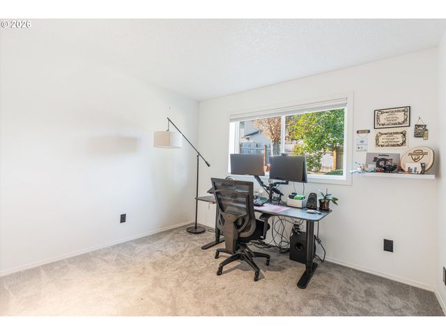 511 Se 15TH St, Gresham, OR 97080