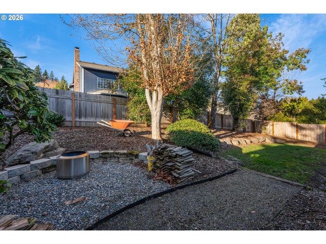 511 Se 15TH St, Gresham, OR 97080