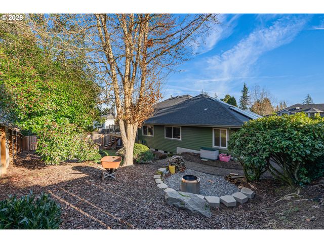 511 Se 15TH St, Gresham, OR 97080