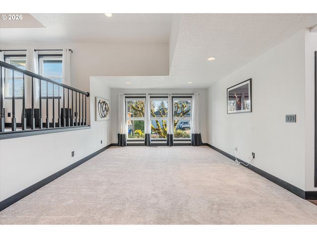 511 Se 15TH St, Gresham, OR 97080