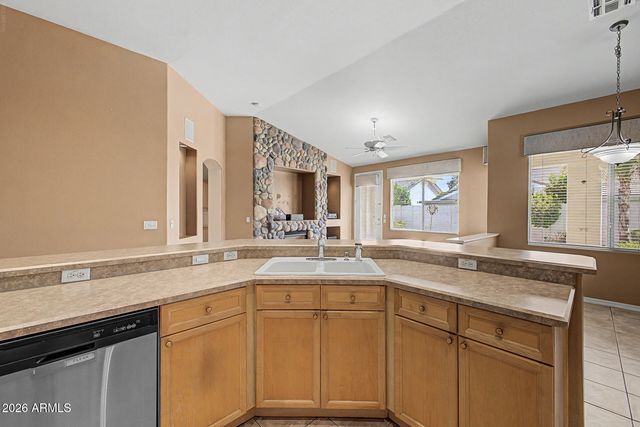 1499 E MONTEREY Street, Chandler, AZ 85225