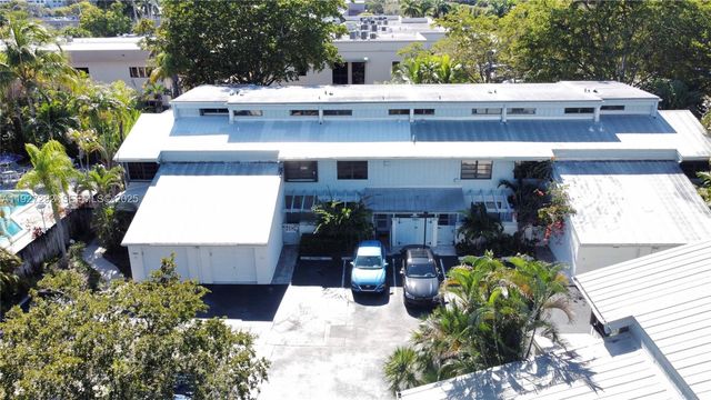 7890 SW 86th St 10, Miami, FL 33143