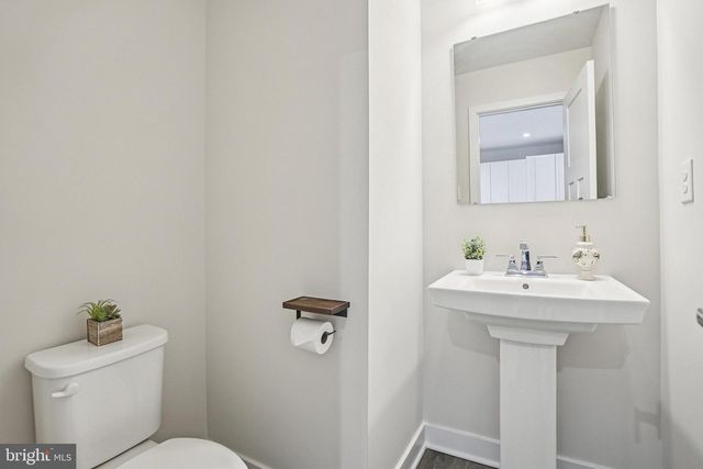 7982 MILLTOWN CIR, Cheltenham, PA 19012