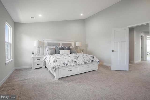 7982 MILLTOWN CIR, Cheltenham, PA 19012