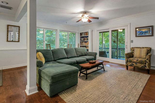 99 Lakeside Drive, Katonah, NY 10536