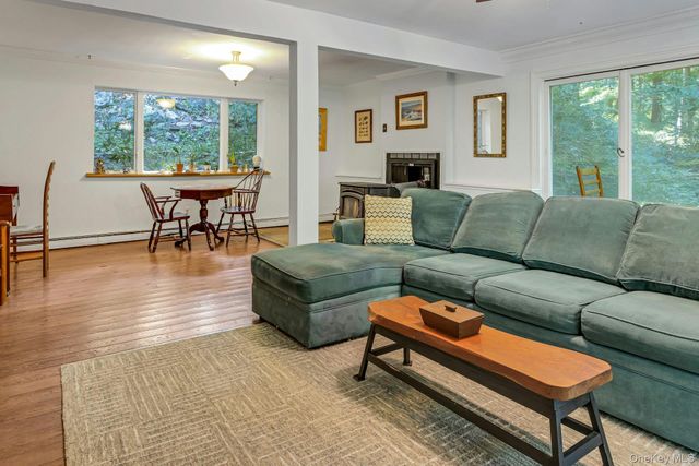 99 Lakeside Drive, Katonah, NY 10536