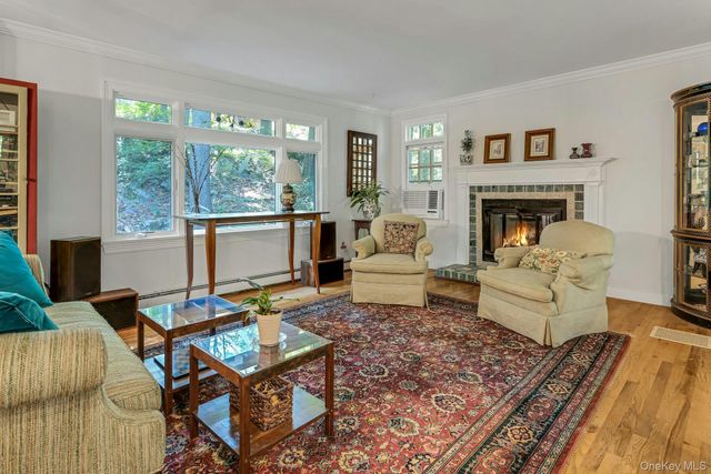 99 Lakeside Drive, Katonah, NY 10536