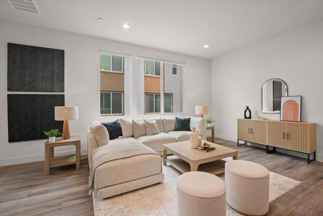 186 Nexus Loop, San Jose, CA 95110