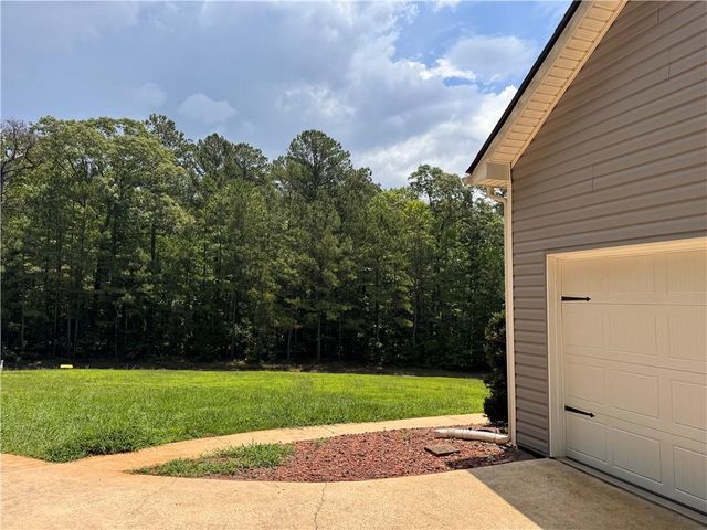35 Pemberton Place, Sharpsburg, GA 30277