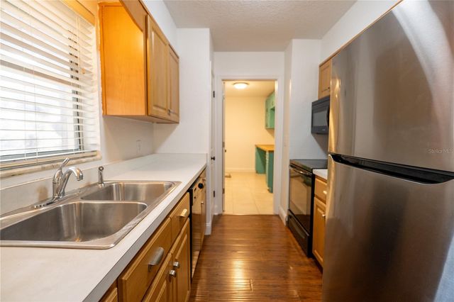 5266 SE 103RD STREET, Belleview, FL 34420