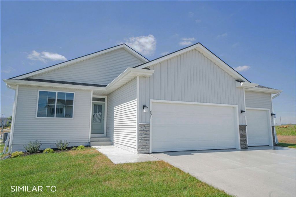 6507 NE Kendall Avenue, Pleasant Hill, IA 50327