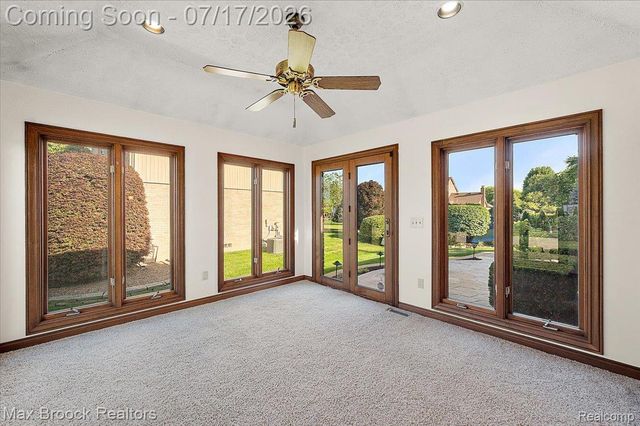 43909 Welland Drive, Clinton Charter Township, MI 48038