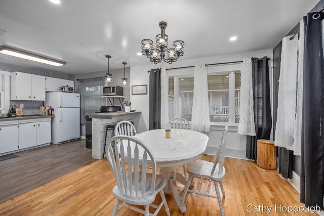 824 5th Avenue, Lake Odessa Vllg, MI 48849