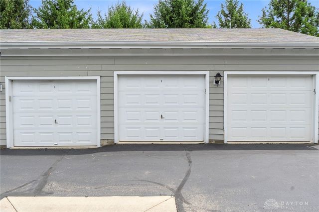 2335 Pinnacle Court 101, Fairborn, OH 45324