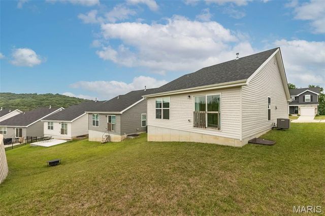3197 White Pine Drive, Imperial, MO 63052