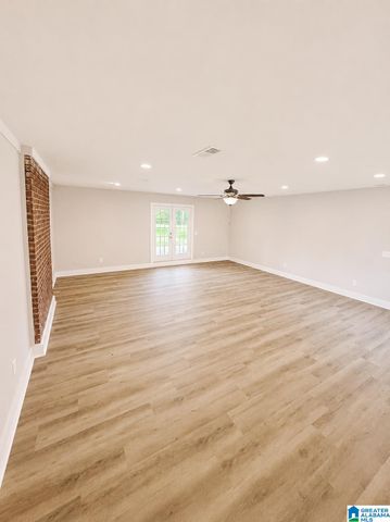 3727 COUNTY ROAD 42 W, Jemison, AL 35085