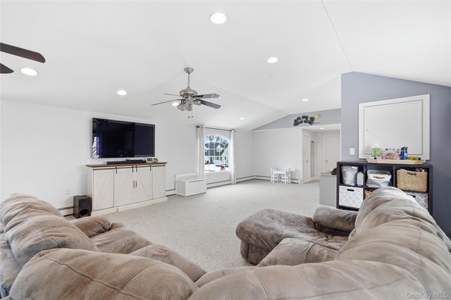 450 Ocean Avenue, Massapequa Park, NY 11762