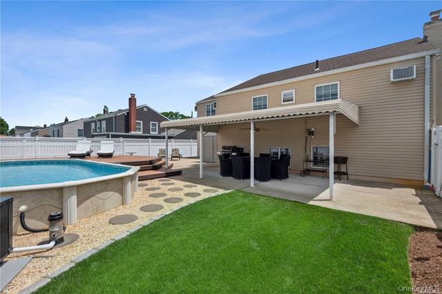 450 Ocean Avenue, Massapequa Park, NY 11762