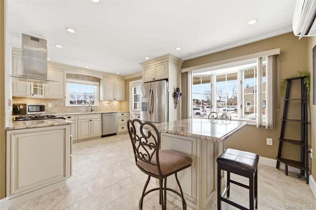 450 Ocean Avenue, Massapequa Park, NY 11762