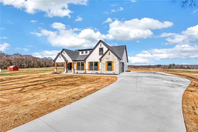4546 Flat Rock Road, Iva, SC 29655