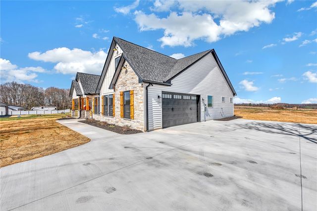 4546 Flat Rock Road, Iva, SC 29655