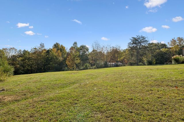 6060 Washer Rd, Lyles, TN 37098