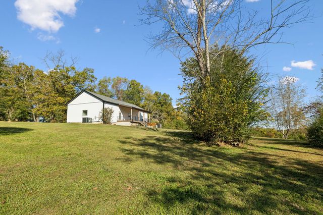 6060 Washer Rd, Lyles, TN 37098
