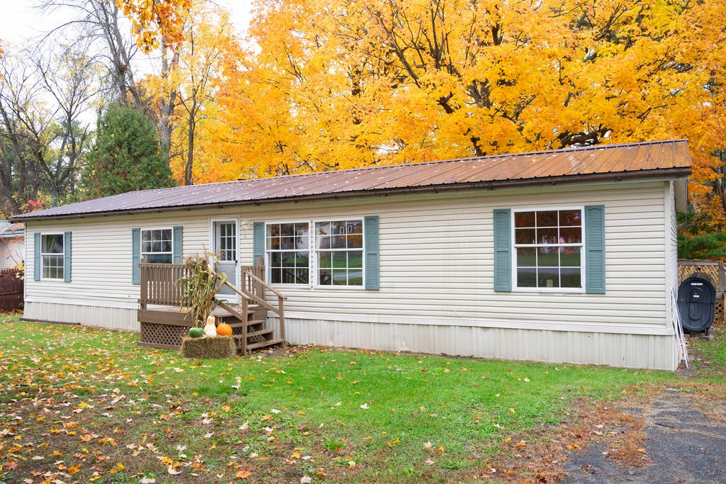 13 Alford Boulevard, Plattsburgh, NY 12901