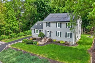 25 Margate Rd, North Andover, MA 01845
