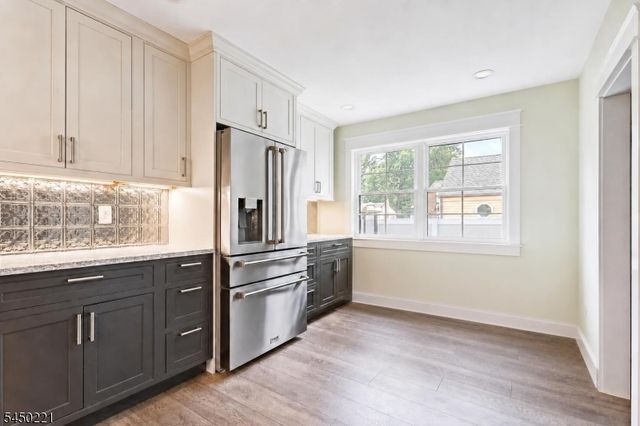 1074 Colfax Ave, Pompton Lakes Boro, NJ 07442