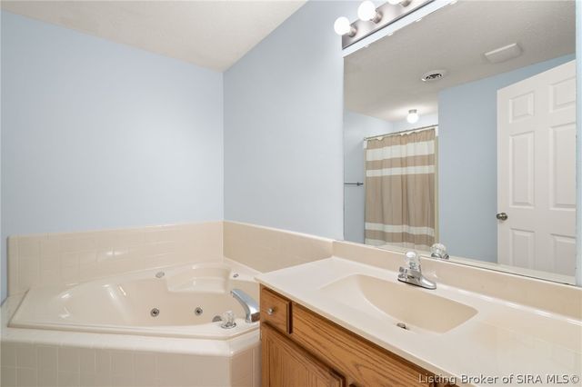 3109 Savannah Drive, Jeffersonville, IN 47130