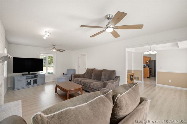 3109 Savannah Drive, Jeffersonville, IN 47130