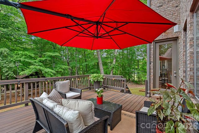 1305 Anniston Place, Wesley Chapel, NC 28079